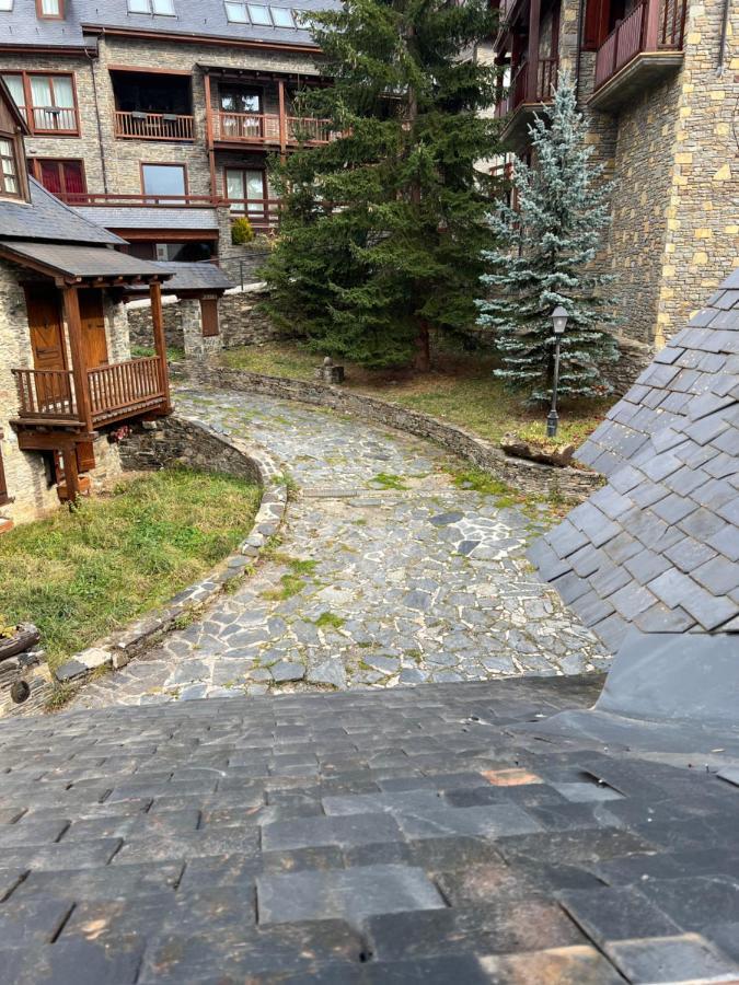 Casa De Piedra Con Encanto En El Bonito Pueblo De Bagergue Exterior foto